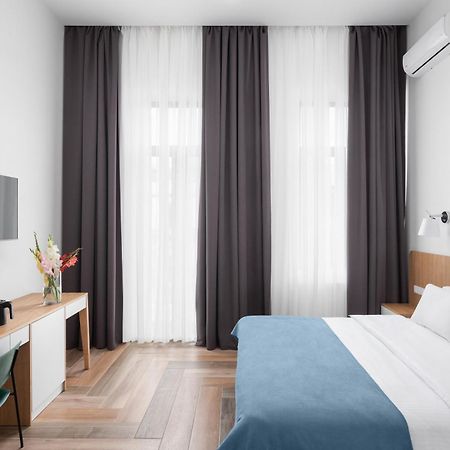 Mariinsky Boutique Hotel Batumi Bagian luar foto