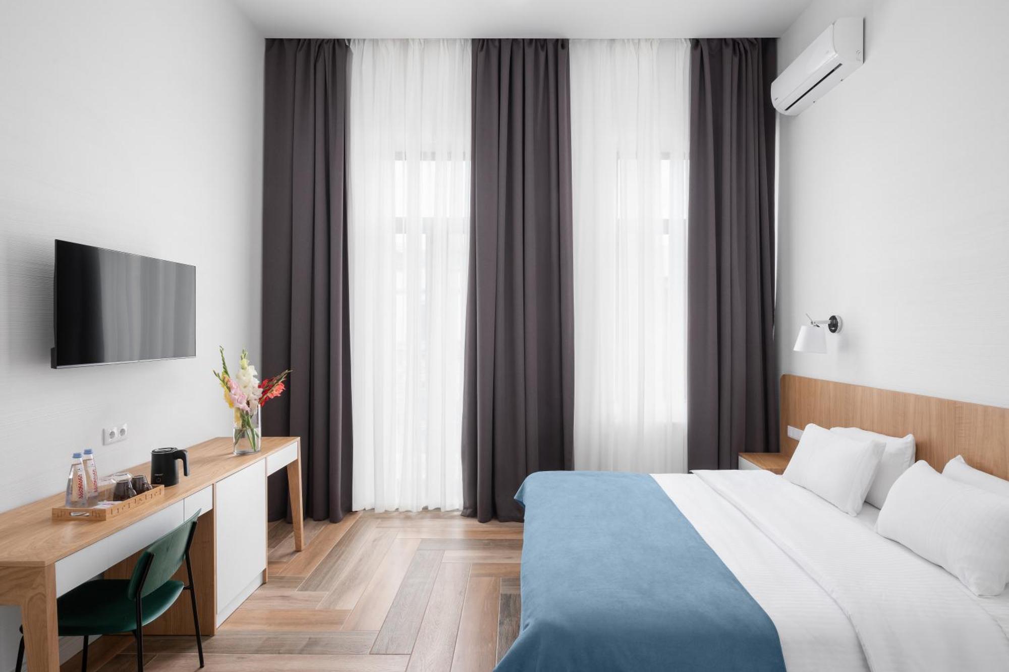 Mariinsky Boutique Hotel Batumi Bagian luar foto