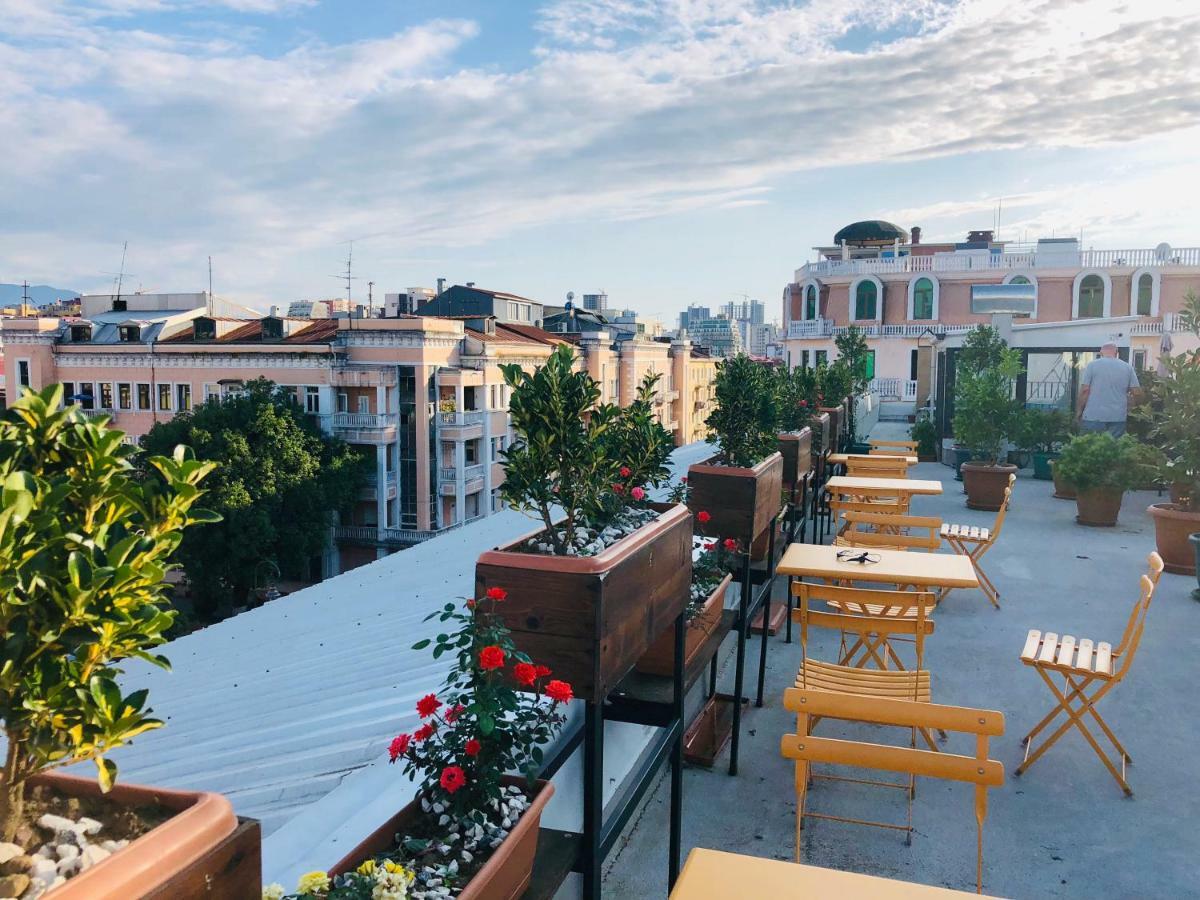Mariinsky Boutique Hotel Batumi Bagian luar foto